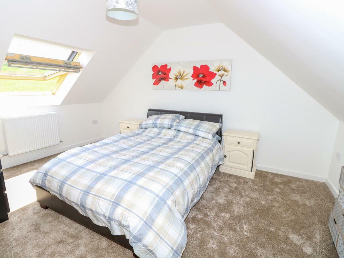 6 Yarmouth Cottages Freshwater Bagian luar foto