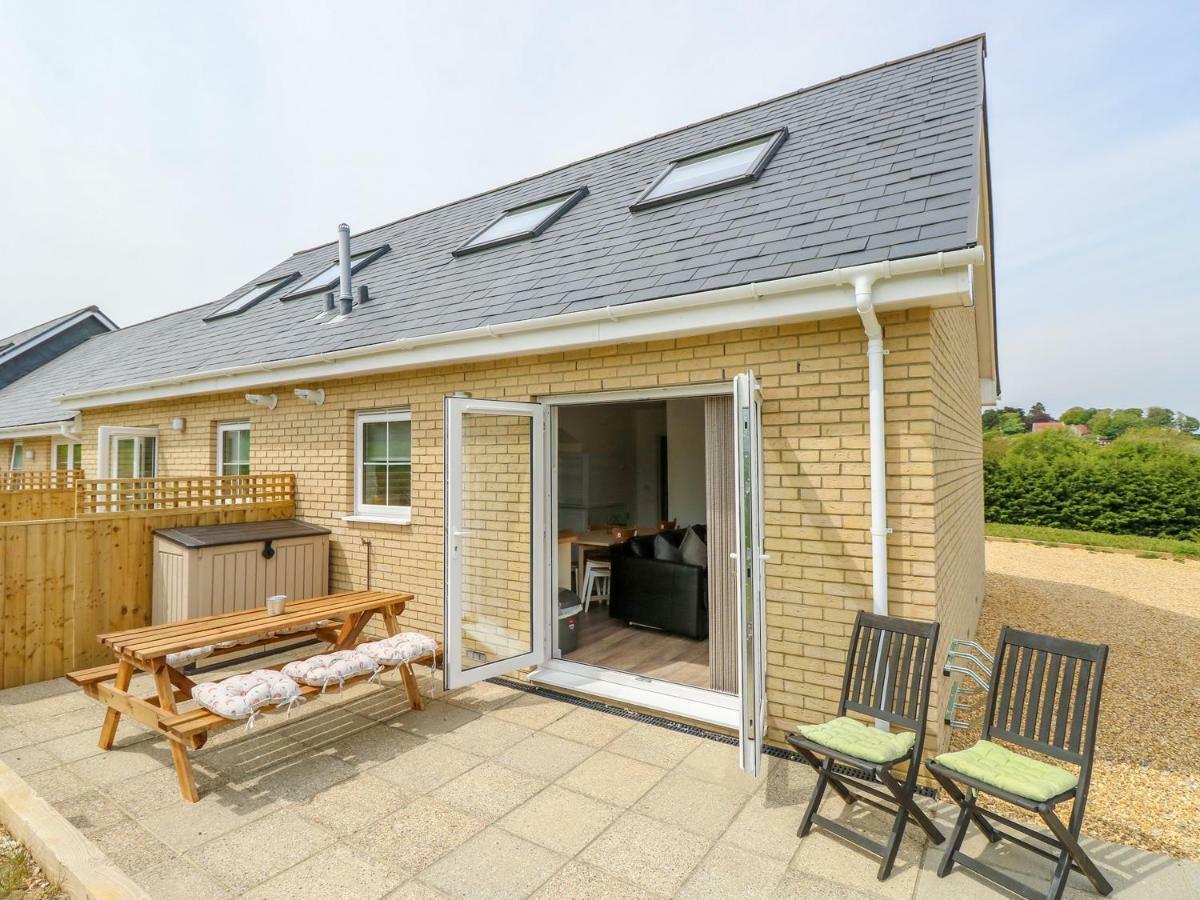 6 Yarmouth Cottages Freshwater Bagian luar foto