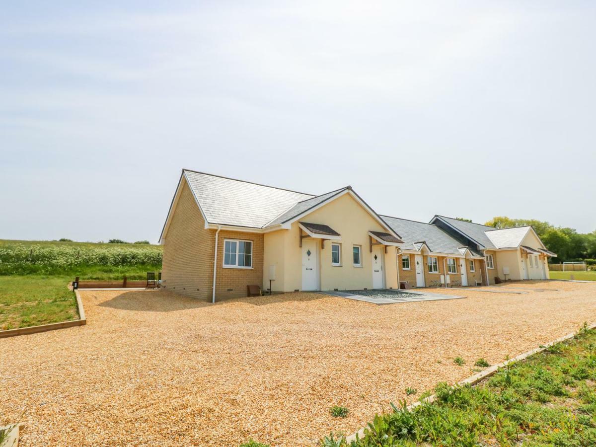 6 Yarmouth Cottages Freshwater Bagian luar foto